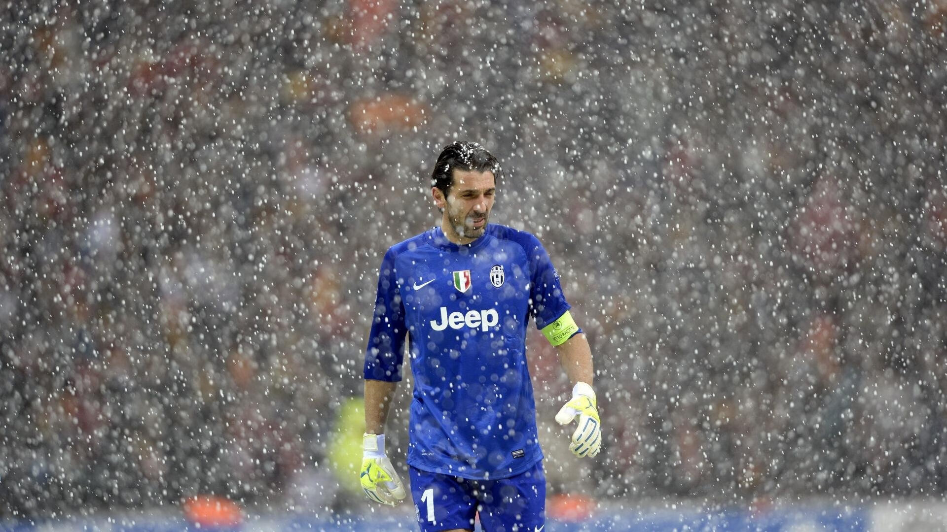 中国足球国家队心理调适训练常态化开展,足球运动员的心理训练